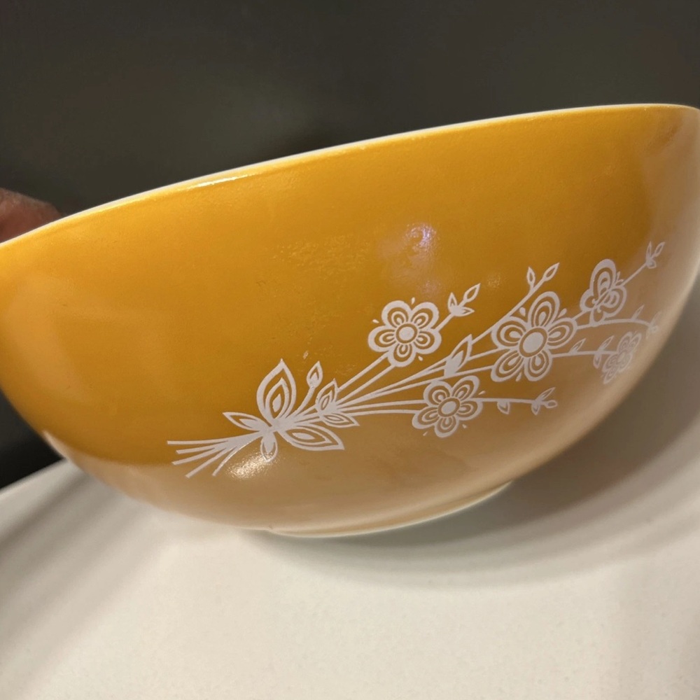 Vintage pyrex white and Orange butterfly Gold Cinderella 4 Mixing Bowls - Picture 5 of 11